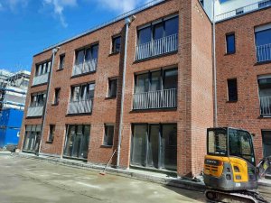 13.04.2021 Die Hausansicht vom Innenhof aus