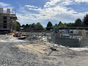 18.07.2022 Die ersten Kellerwände sind zu erkennen