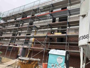 29.08.2022 Der Rohbau bei diesem Haus ist fertiggestellt - nun wird die Verblendung ausgeführt