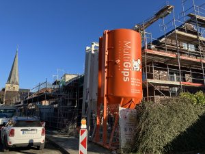 14.02.2023 Das Putz-Silo steht