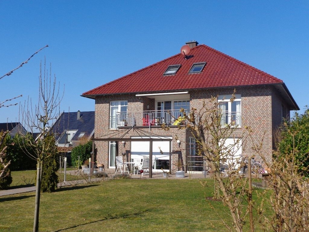 VMI Vermittlung Münster Immobilien GmbH & Co. KG - Immobilienangebot - Senden - Alle - Wohnung mit tollem Garten und Blick auf den Kanal