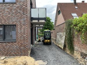 20.06.2023 Die Terrassenflächen werden vorbereitet