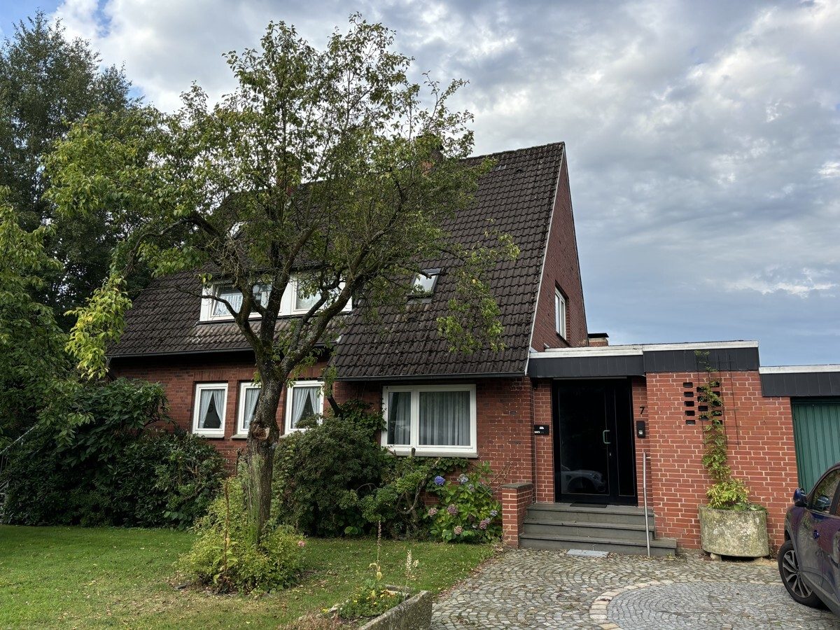 VMI Vermittlung Münster Immobilien GmbH & Co. KG - Immobilienangebot - Münster - Alle - Nähe UKM - Münster-Roxel: Zweifamilienhaus inkl. Baugrundstück