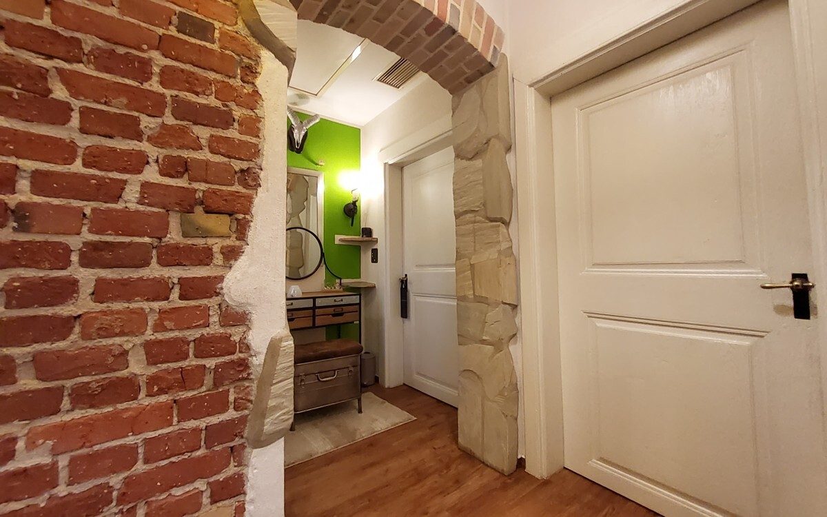 VMI Vermittlung Münster Immobilien GmbH & Co. KG - Immobilienangebot - Herzebrock-Clarholz - Alle - Exklusiv und außergewöhnlich: Anwesen direkt am Axtbach mit Beach und Erdmännchen (-gehege)