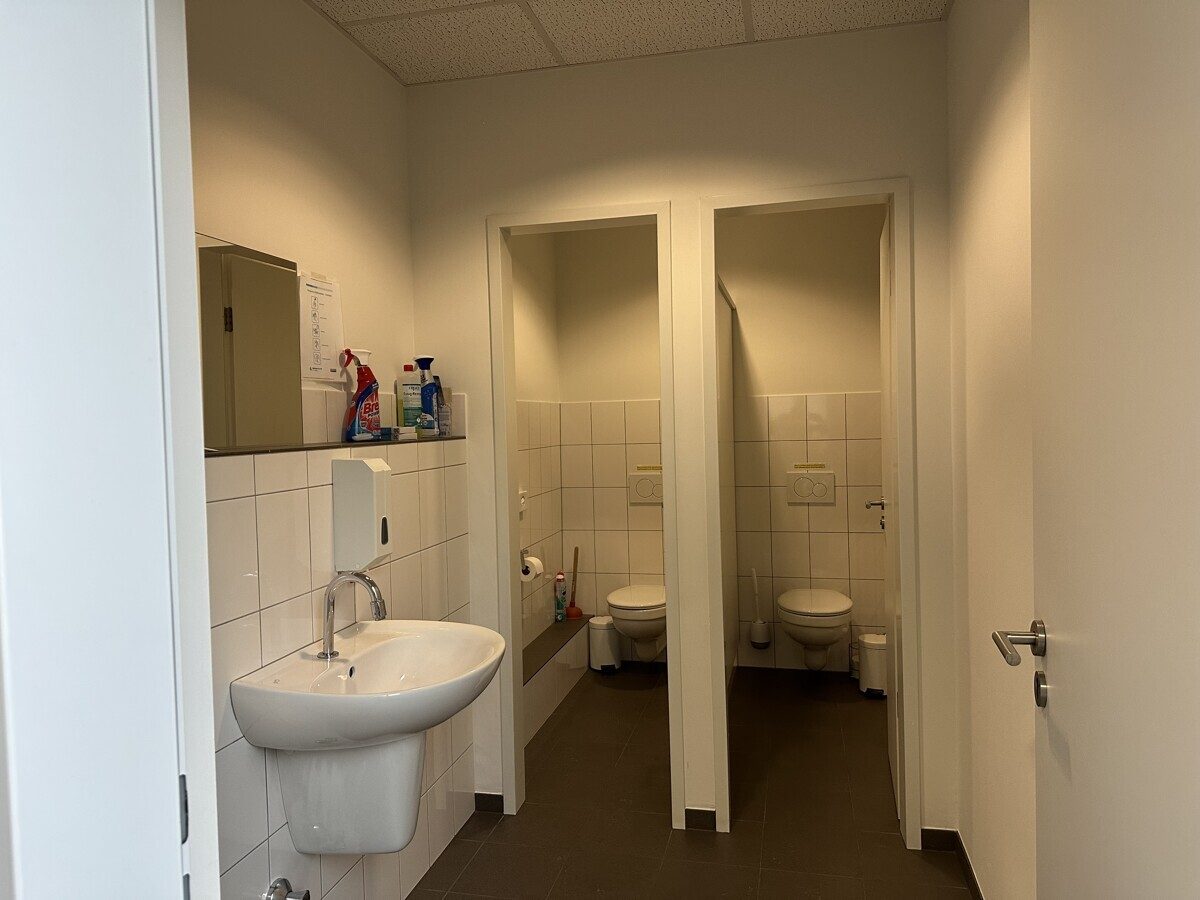 VMI Vermittlung Münster Immobilien GmbH & Co. KG - Immobilienangebot - Münster - Alle - Bezugsfreie Büro- oder Praxisfläche * 2. OG * Aufzug * klimatisiert * gefragte Lage!