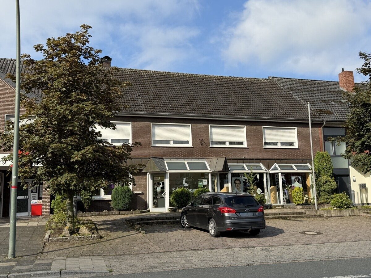 VMI Vermittlung Münster Immobilien GmbH & Co. KG - Immobilienangebot - Ahlen - Alle - WuG-Haus mit etabliertem Friseursalon und bezugsfreier Wohneinheit zentral in Vorhelm!