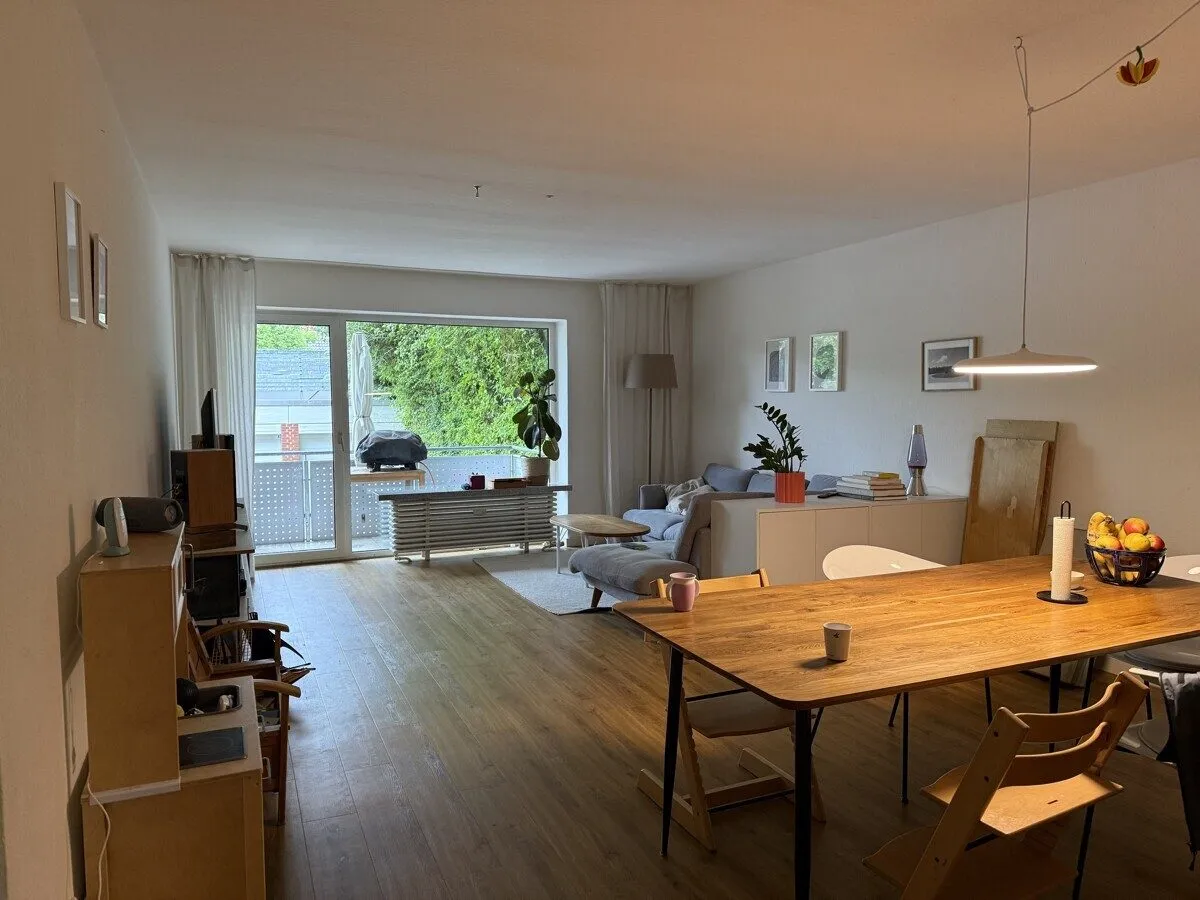VMI Vermittlung Münster Immobilien GmbH & Co. KG - Immobilienangebot - Münster - Alle - Gepflegte 4-Zimmerwohnung mit Balkon in zentraler Lage von Münster!