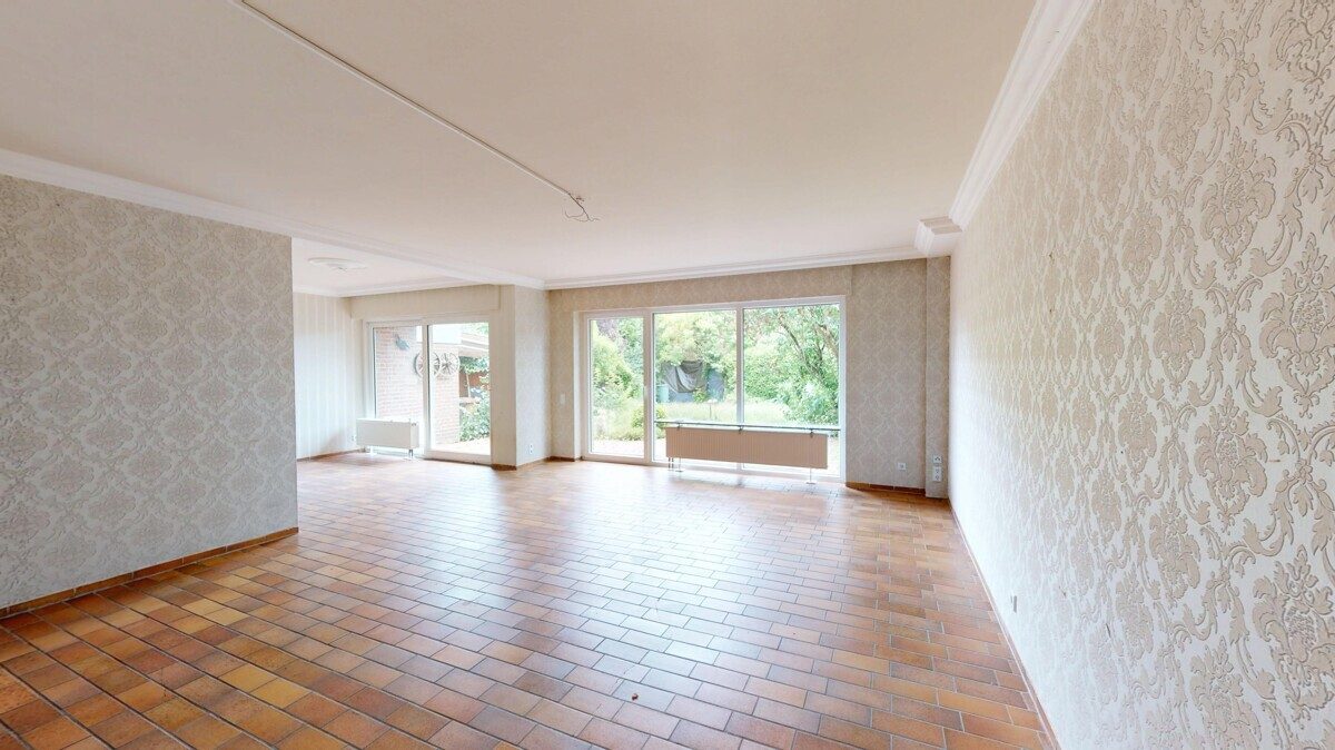 VMI Vermittlung Münster Immobilien GmbH & Co. KG - Immobilienangebot - Ennigerloh - Alle - 2 DHH en-bloc im Golddorf Enniger - Eigennutzung plus Kapitalanlage!