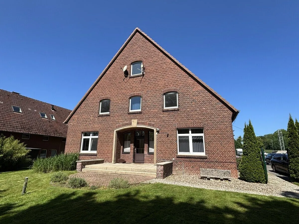 Hauseingang VMI Vermittlung Münster Immobilien GmbH & Co. KG - Immobilienangebot - Münster / West - Alle - Grünes Familienglück nahe Münster - mit Platz für Pferdefreunde