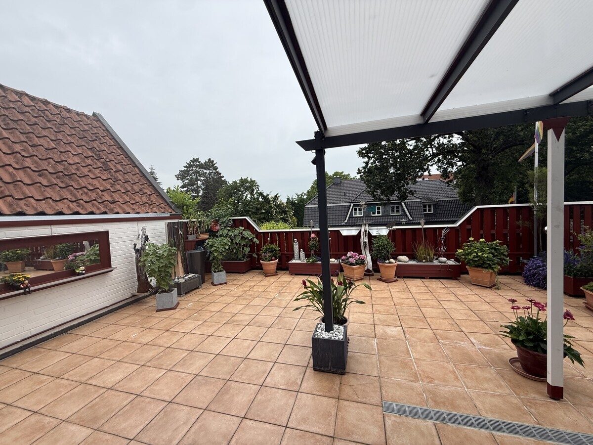 VMI Vermittlung Münster Immobilien GmbH & Co. KG - Immobilienangebot - Warendorf - Alle - WuG Freckenhorst: "Wohnen und Arbeiten unter einem Dach" möglich!