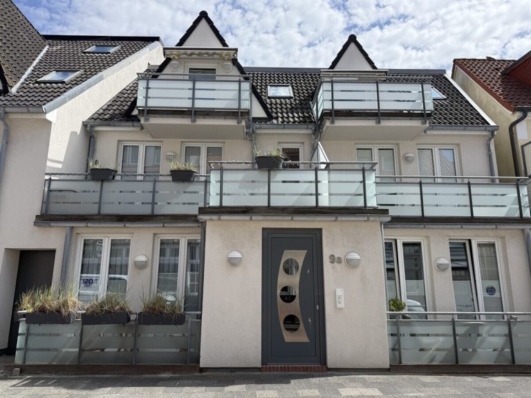VMI Vermittlung Münster Immobilien GmbH & Co. KG - Immobilienangebot - Norderney - Alle - Norderney: Damenpfad! Bezugsfreie 3-Zimmerwohnung mit 2 Balkonen