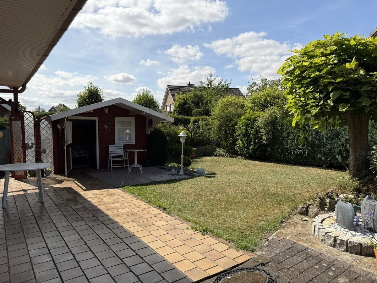 VMI Vermittlung Münster Immobilien GmbH & Co. KG - Immobilienangebot - Ennigerloh - Alle - Ennigerloh: bezugsfreies EFH im gefragten "Baumviertel"!