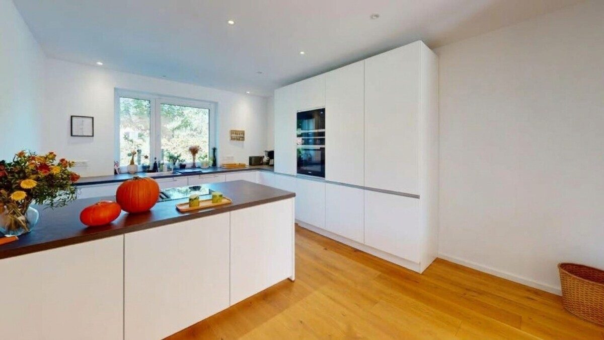 VMI Vermittlung Münster Immobilien GmbH & Co. KG - Immobilienangebot - Münster - Alle - Viel Raum für das Familienleben: KfW-55-Haus mit Südgarten in Münster-Roxel!