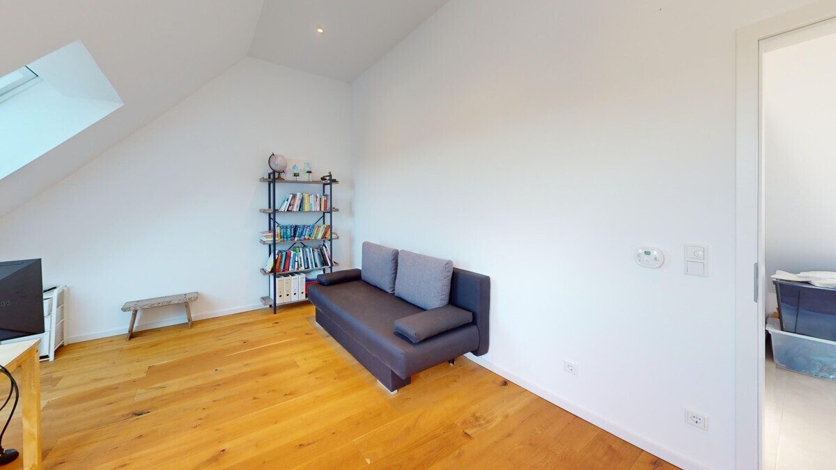 VMI Vermittlung Münster Immobilien GmbH & Co. KG - Immobilienangebot - Münster - Alle - Viel Raum für das Familienleben: KfW-55-Haus mit Südgarten in Münster-Roxel!
