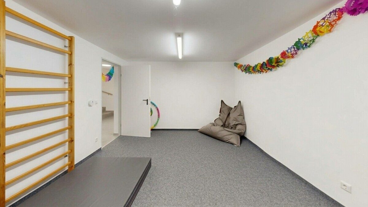VMI Vermittlung Münster Immobilien GmbH & Co. KG - Immobilienangebot - Münster - Alle - Viel Raum für das Familienleben: KfW-55-Haus mit Südgarten in Münster-Roxel!